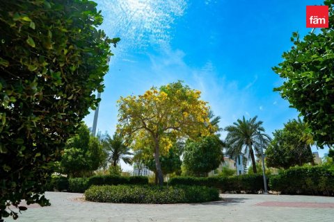 Apartment in Dubai 2 bedrooms, 123.7 sq.m. № 123408 - photo 11