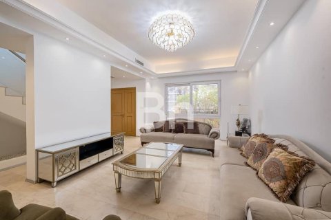 Villa in Jumeirah Village Circle, Dubai 4 bedrooms, 372 sq.m. № 6332 - photo 5
