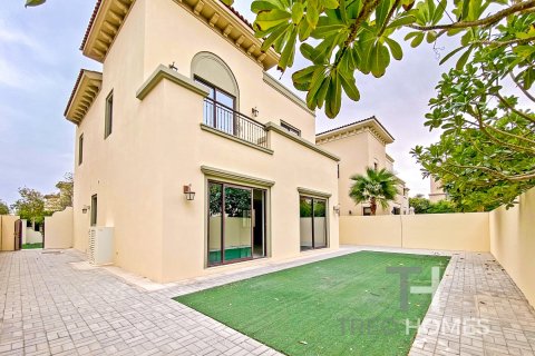 Снять в аренду виллу в Palma, Arabian Ranches 2, Дубай: 3 спальни, 294м², № 13560 - фото 1