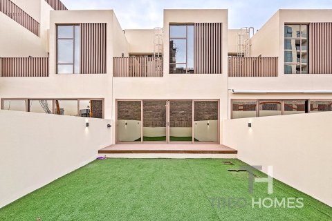 Maison de ville à Jumeirah Village Triangle, Dubai, 4 chambres, 269 m², № 13561 - photo 1