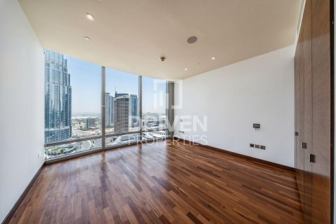 Apartment in Downtown Dubai (Downtown Burj Dubai), Dubai 3 bedrooms, 216.65 sq.m. № 138370 - photo 8