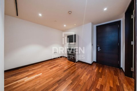 Apartment in Downtown Dubai (Downtown Burj Dubai), Dubai 3 bedrooms, 216.65 sq.m. № 138370 - photo 7