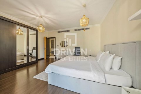 Duplex in Rimal, Jumeirah Beach Residence, Dubai 4 bedrooms, 389.36 sq.m. № 135956 - photo 7