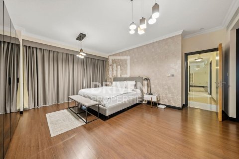 Duplex in Rimal, Jumeirah Beach Residence, Dubai 4 bedrooms, 389.36 sq.m. № 135956 - photo 3