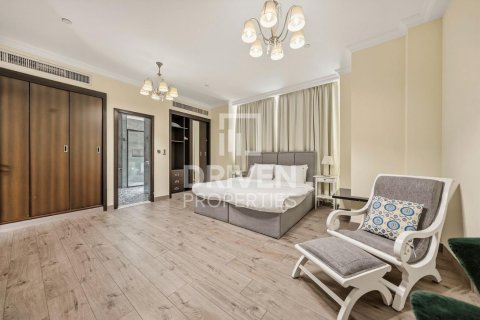 Duplex in Rimal, Jumeirah Beach Residence, Dubai 4 bedrooms, 389.36 sq.m. № 135956 - photo 9