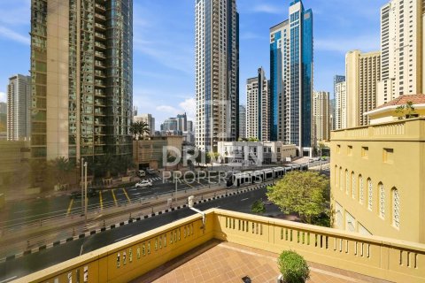 Duplex in Rimal, Jumeirah Beach Residence, Dubai 4 bedrooms, 389.36 sq.m. № 135956 - photo 28
