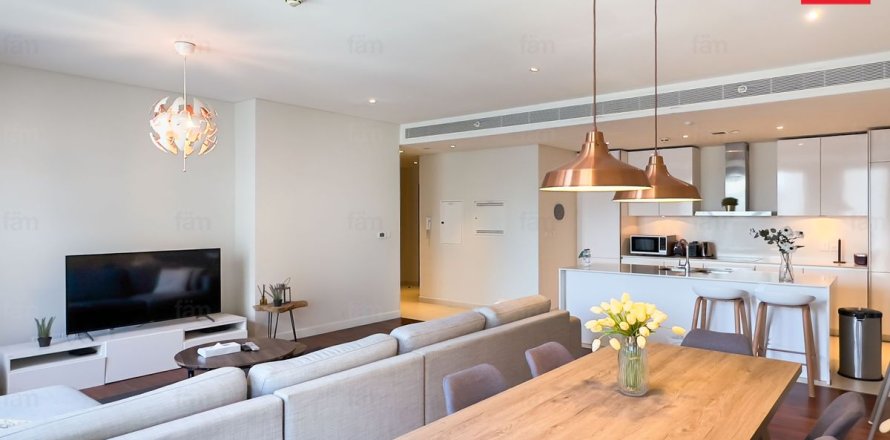 Apartment in Al Wasl, Dubai 2 bedrooms, 151 sq.m. № 13882