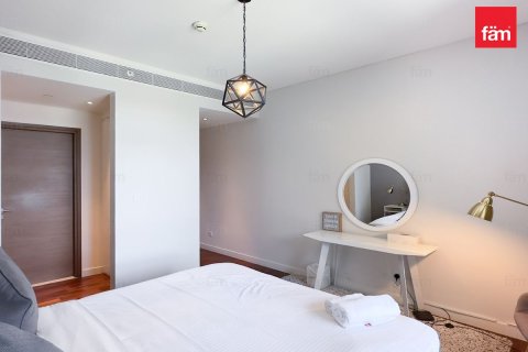Apartment in Al Wasl, Dubai 2 bedrooms, 151 sq.m. № 13882 - photo 8
