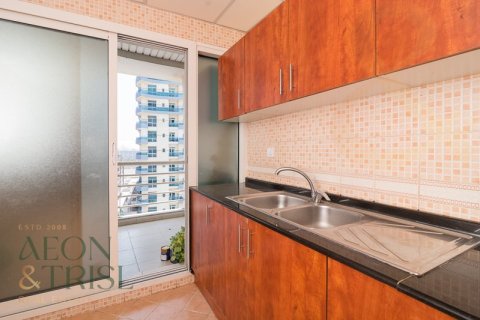 Apartamento en Dubai Sports City, Dubai, 2 dormitorios, 147 m², № 60804 - foto 2