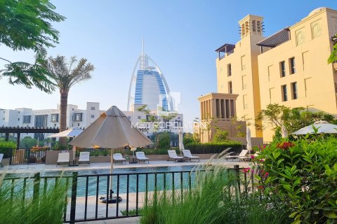 Appartement à Madinat Jumeirah Living, Umm Suqeim, Dubai, 1 chambre, 71 m², № 15341 - photo 1