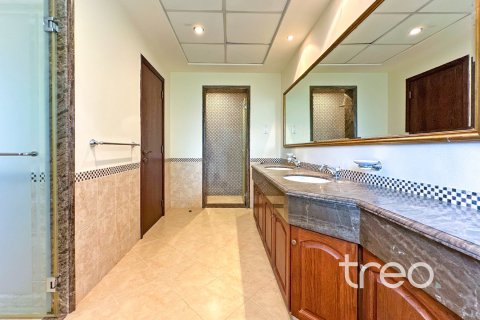 Снять в аренду виллу в Арабиан Ранчес, Дубай: 4 спальни, 360.84м², № 139917 - фото 16