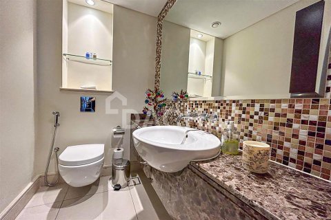 Apartamento en The Address Downtown Hotel, Downtown Dubai (Downtown Burj Dubai), Dubai, 2 dormitorios, 160.9 m², № 6719 - foto 13