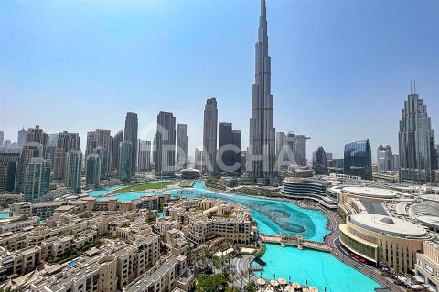Apartamento en The Address Downtown Hotel, Downtown Dubai (Downtown Burj Dubai), Dubai, 2 dormitorios, 160.9 m², № 6719 - foto 1