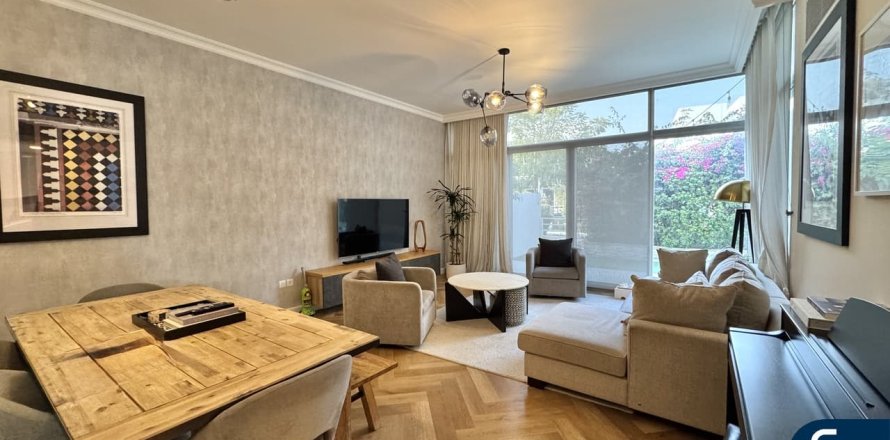 Villa en Arabella Townhouses 1, Mudon, Dubai, 4 dormitorios, 242 m², № 76088
