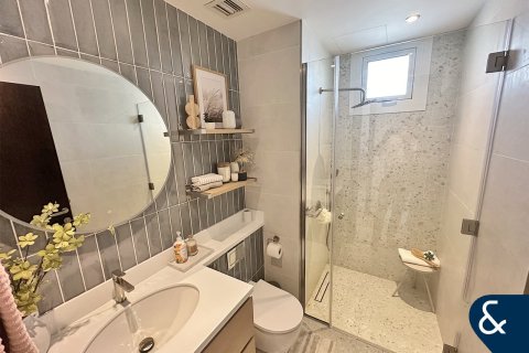 Villa en Arabella Townhouses 1, Mudon, Dubai, 4 dormitorios, 310 m², № 76088 - foto 17