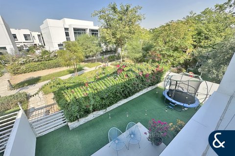 Villa en Arabella Townhouses 1, Mudon, Dubai, 4 dormitorios, 242 m², № 76088 - foto 20