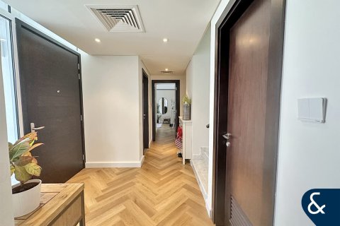 Villa en Arabella Townhouses 1, Mudon, Dubai, 4 dormitorios, 310 m², № 76088 - foto 9