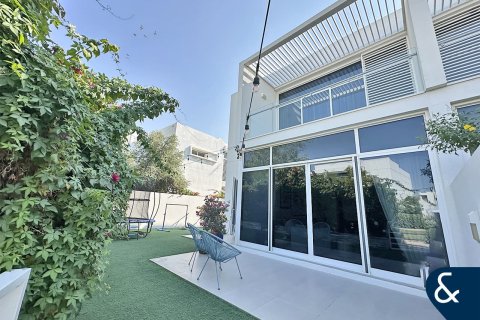Villa en Arabella Townhouses 1, Mudon, Dubai, 4 dormitorios, 310 m², № 76088 - foto 3