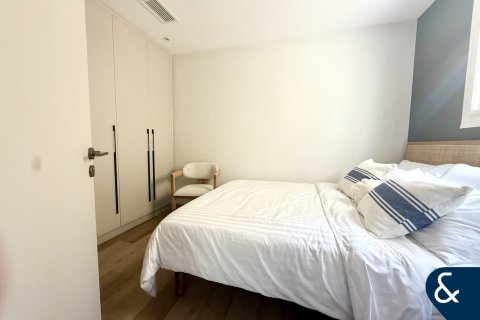 Villa in Springs 10, The Springs, Dubai 3 bedrooms, 157 sq.m. № 76080 - photo 5