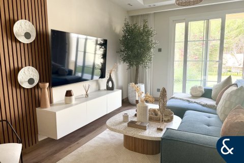 Villa in Springs 10, The Springs, Dubai 3 bedrooms, 157 sq.m. № 76080 - photo 8