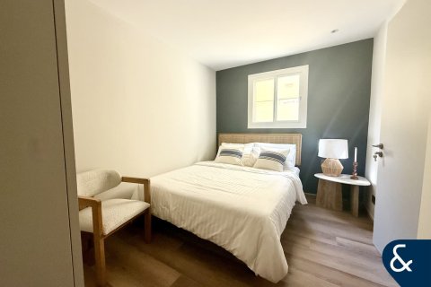 Villa in Springs 10, The Springs, Dubai 3 bedrooms, 157 sq.m. № 76080 - photo 3