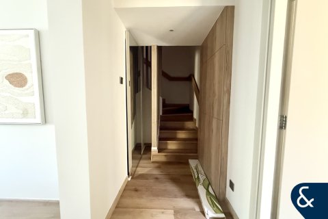 Villa in Springs 10, The Springs, Dubai 3 bedrooms, 157 sq.m. № 76080 - photo 4