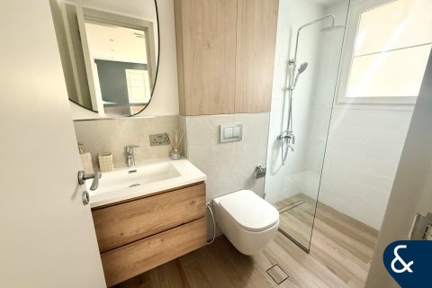 Villa in Springs 10, The Springs, Dubai 3 bedrooms, 157 sq.m. № 76080 - photo 6