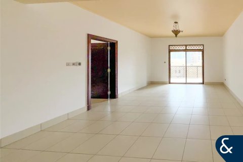 Apartment in Reehan, Old Town, Dubai 2 bedrooms, 117 sq.m. № 76079 - photo 1