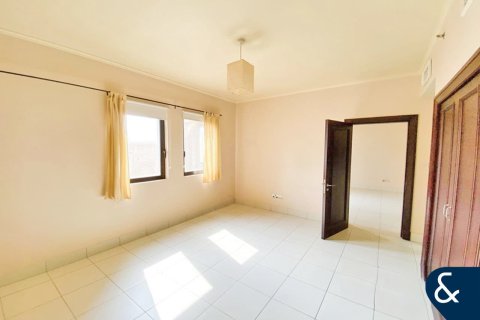 Apartment in Reehan, Old Town, Dubai 2 bedrooms, 117 sq.m. № 76079 - photo 15