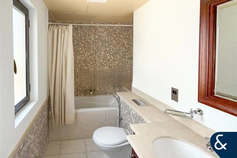 Apartment in Reehan, Old Town, Dubai 2 bedrooms, 117 sq.m. № 76079 - photo 9