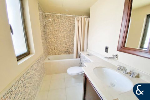 Apartment in Reehan, Old Town, Dubai 2 bedrooms, 117 sq.m. № 76079 - photo 13