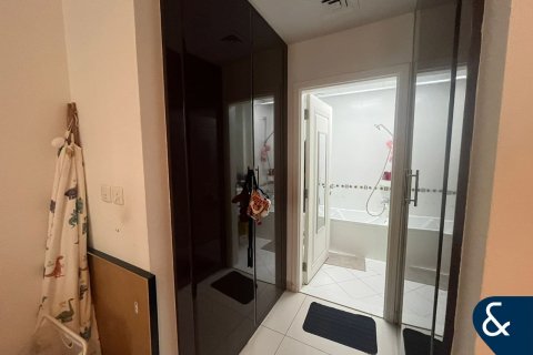 Купить квартиру в Джумейра Лейк Тауэрс, Дубай: 2 спальни, 179м², № 91245 - фото 26