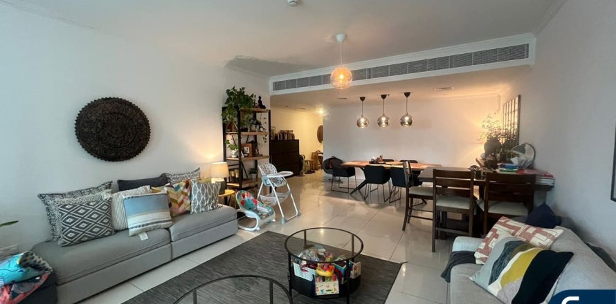 Квартира в Джумейра Лейк Тауэрс, Дубай, 2 спальни, 179м², № 91245