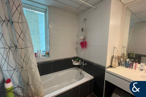 Купить квартиру в Джумейра Лейк Тауэрс, Дубай: 2 спальни, 179м², № 91245 - фото 16