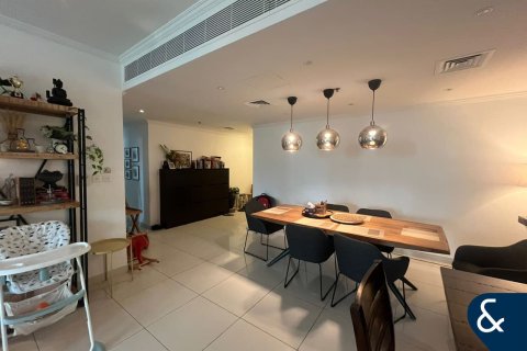 Купить квартиру в Джумейра Лейк Тауэрс, Дубай: 2 спальни, 179м², № 91245 - фото 3