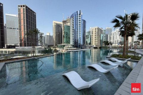 Apartment in Business Bay, Dubai 1 bedroom, 64.9 sq.m. № 109377 - photo 2