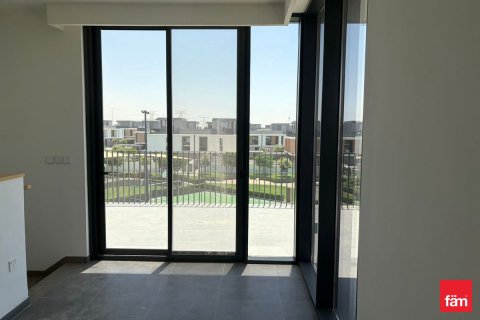 Villa in Dubai 5 bedrooms, 420 sq.m. № 109380 - photo 10