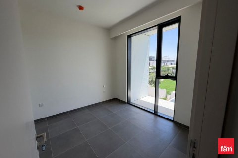 Villa in Dubai 5 bedrooms, 420 sq.m. № 109380 - photo 15