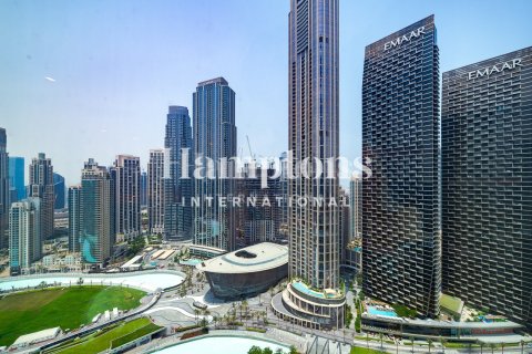 Apartamento en Burj Khalifa, Dubai, 2 dormitorios, 152.26987506 m², № 69767 - foto 16
