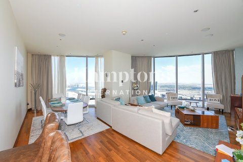 Apartamento en Burj Khalifa, Dubai, 2 dormitorios, 173.54280400 m², № 69766 - foto 2