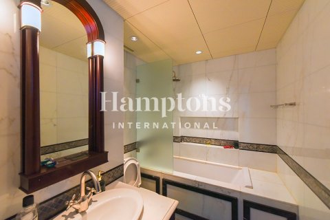 Apartamento en Burj Khalifa, Dubai, 2 dormitorios, 173.54280400 m², № 69766 - foto 9