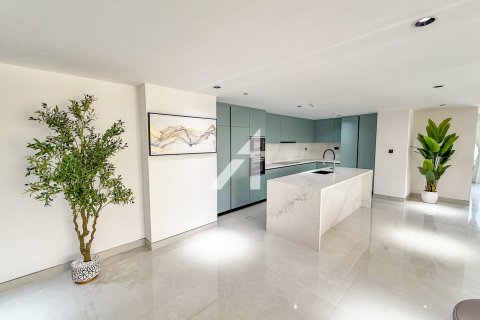 Penthouse à Rimal, Jumeirah Beach Residence, Dubai, 4 chambres, 582 m², № 96056 - photo 6