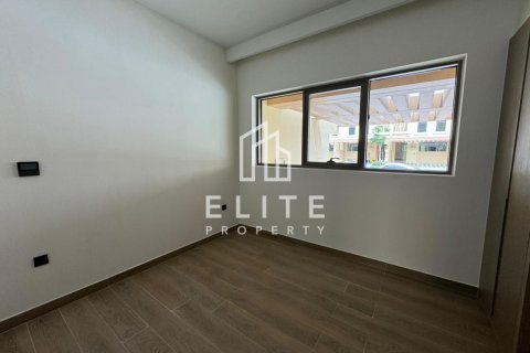 Townhouse in Damac Lagoons, Dubai 4 bedrooms, 144 sq.m. № 121716 - photo 12