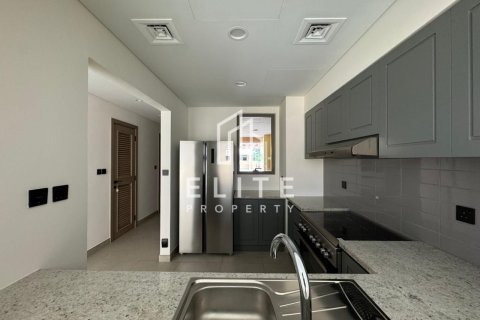 Townhouse in Damac Lagoons, Dubai 4 bedrooms, 144 sq.m. № 121716 - photo 18