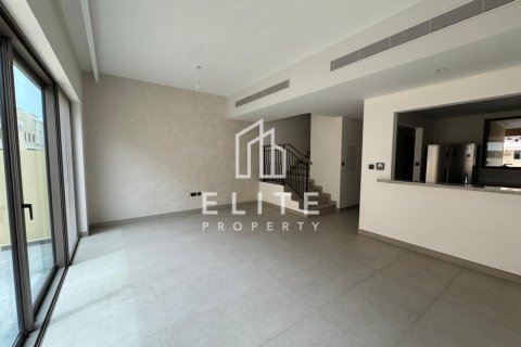 Townhouse in Damac Lagoons, Dubai 4 bedrooms, 144 sq.m. № 121716 - photo 15