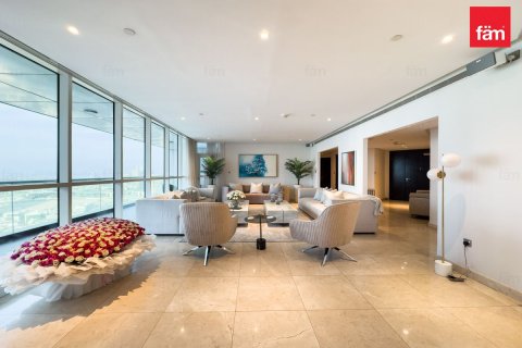 Apartment in Dubai Marina, Dubai 3 bedrooms, 276.8 sq.m. № 91702 - photo 11