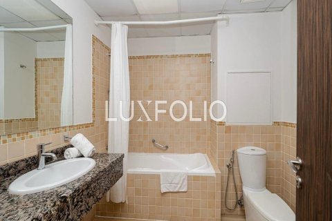Apartment in Shams, Jumeirah Beach Residence, Dubai 2 bedrooms, 128 sq.m. № 46212 - photo 12