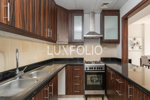 Apartment in Shams, Jumeirah Beach Residence, Dubai 2 bedrooms, 128 sq.m. № 46212 - photo 5