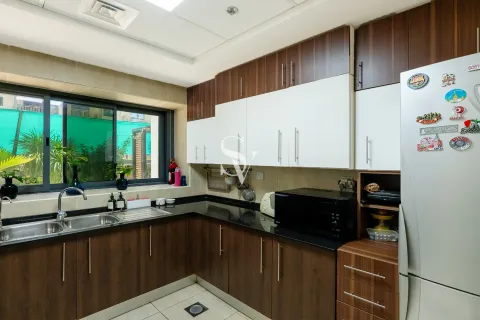 Appartement à Al Furjan, Dubai, 2 chambres, 183 m², № 111091 - photo 20