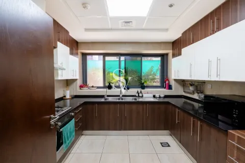 Appartement à Al Furjan, Dubai, 2 chambres, 183 m², № 111091 - photo 19